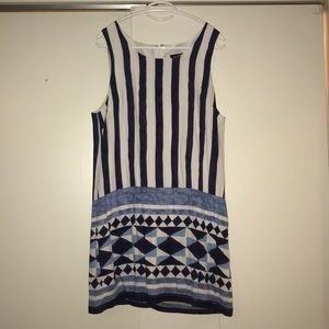 Patterned shift dress